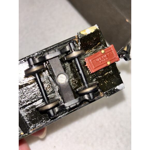 HO Scale Northern Valley Line Caboose #X Green Painted Freight Train - Picture 9 of 11